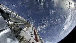 SpaceX свела с орбиты 260 спутников Starlink за полгода на фоне ускоренного обновления группировки